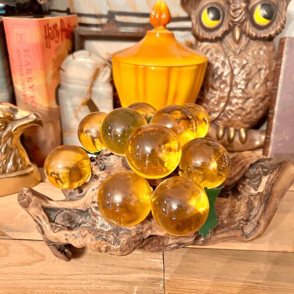 Vintage Mid-Century Amber Lucite Grape Cluster - MCM Home Decor - Picture 3 of 5